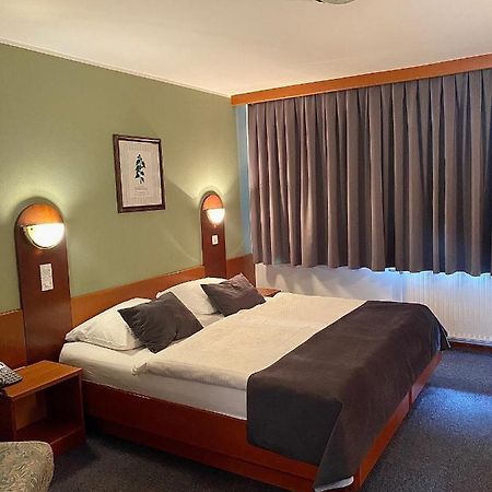 Hotel Tripic, Restaurant And Pizzeria Bohinj Ngoại thất bức ảnh