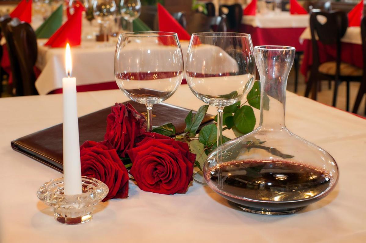 Hotel Tripic, Restaurant And Pizzeria Bohinj Ngoại thất bức ảnh